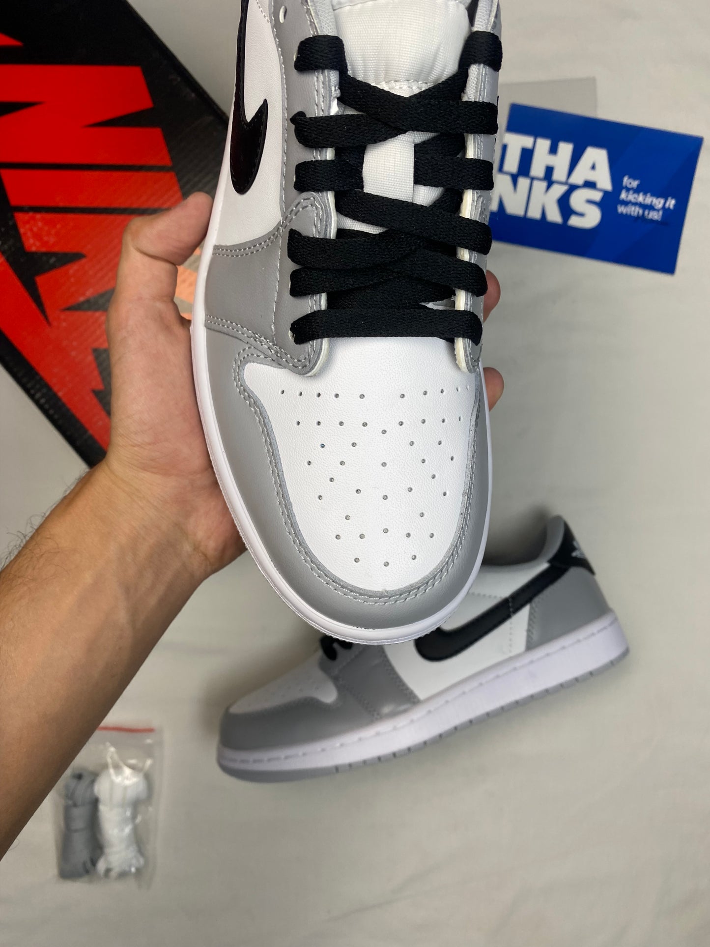 Jordan 1 Retro Low OG 'Barons'