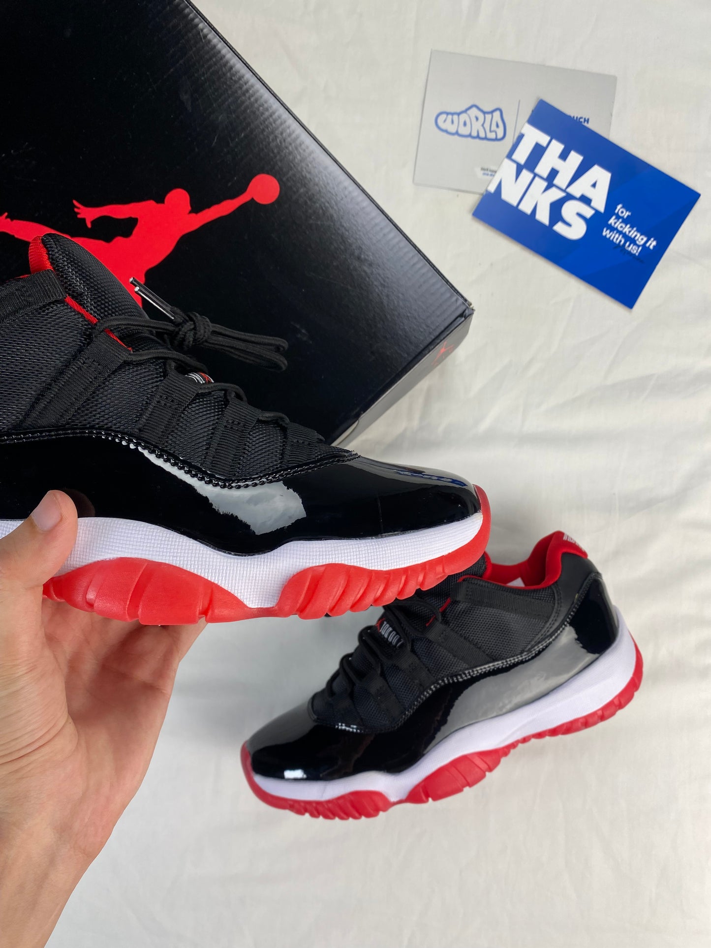 Jordan 11 Retro Low 'Bred'