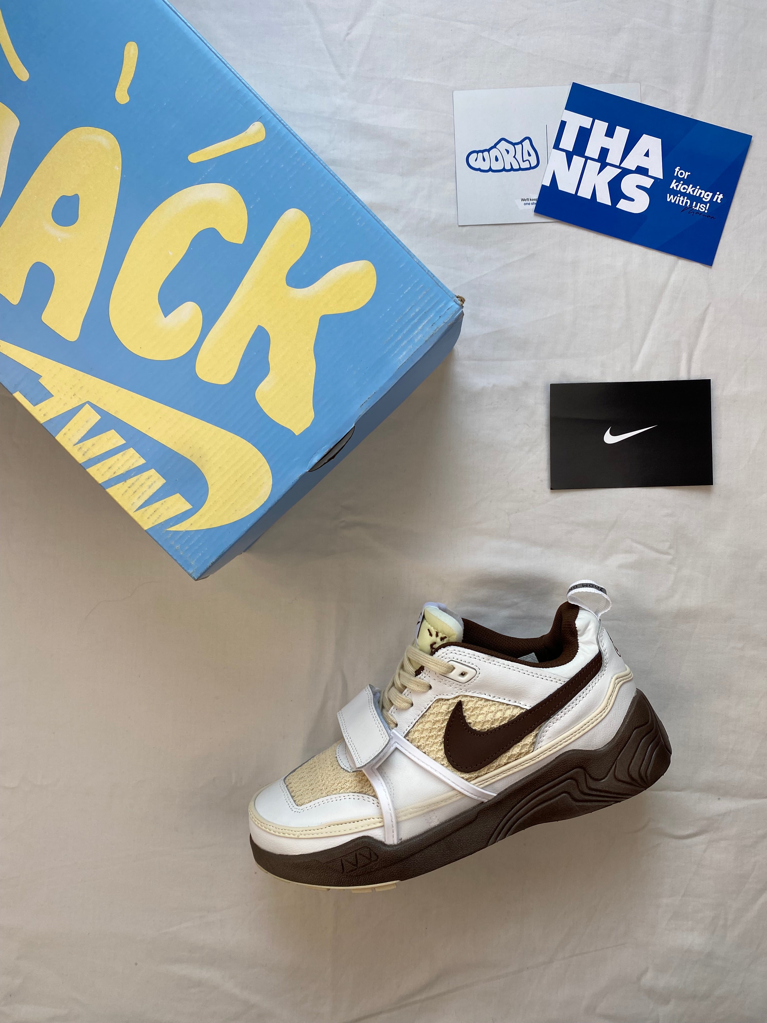 Travis Scott x Zoom Field Jaxx 'Light Chocolate'