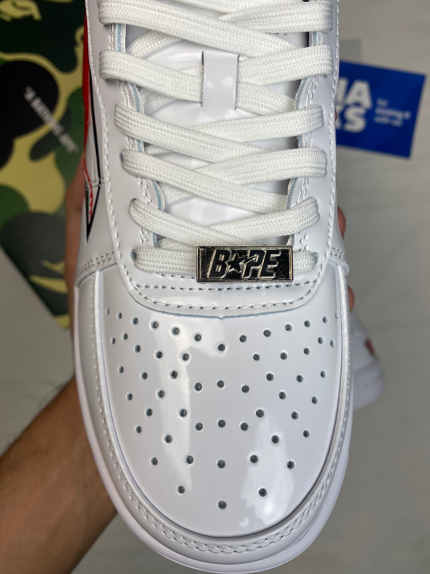 Bapesta Low M2 'Shark Face - White'