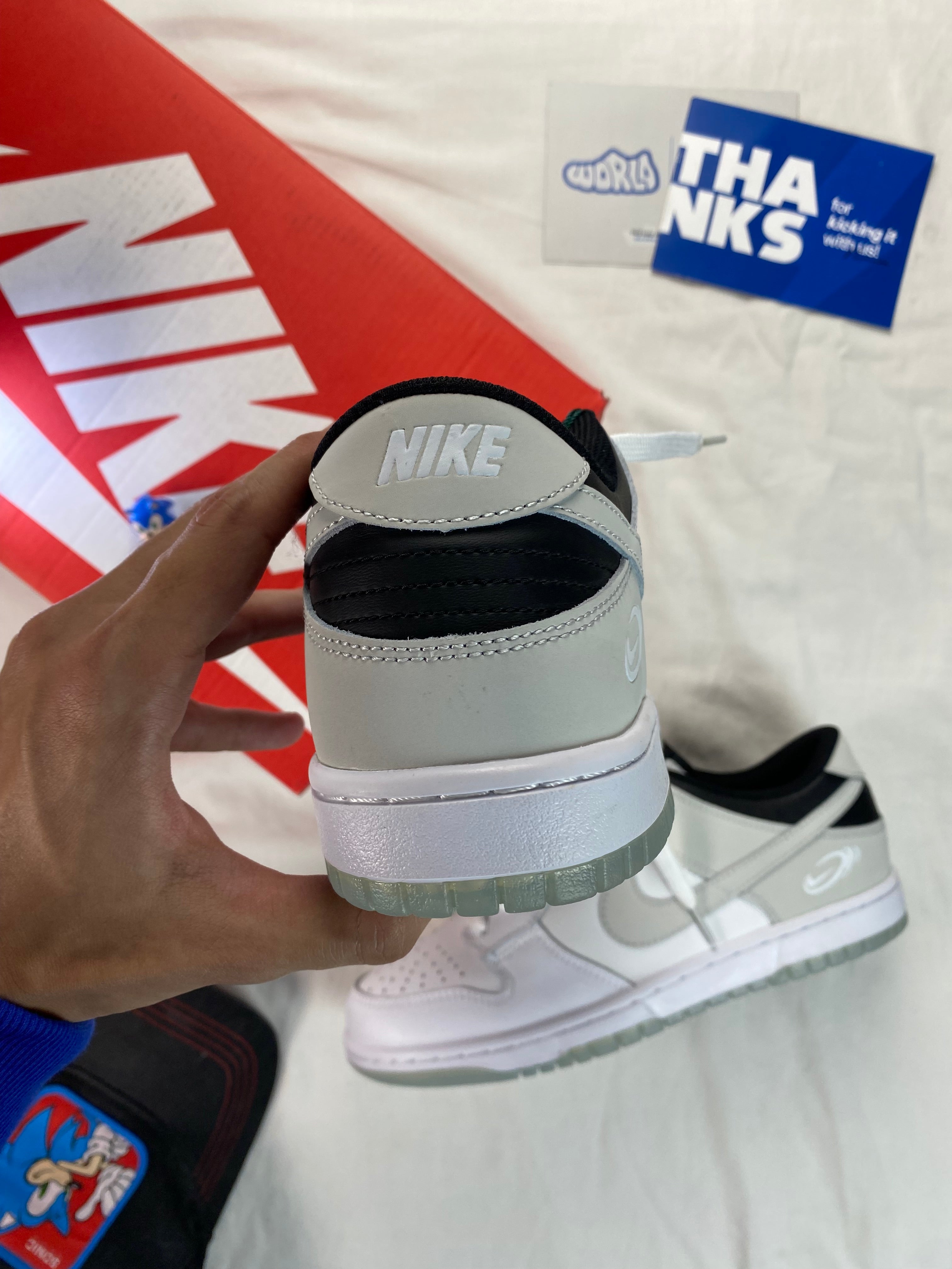 Nike Dunk Low 'Supersonic'