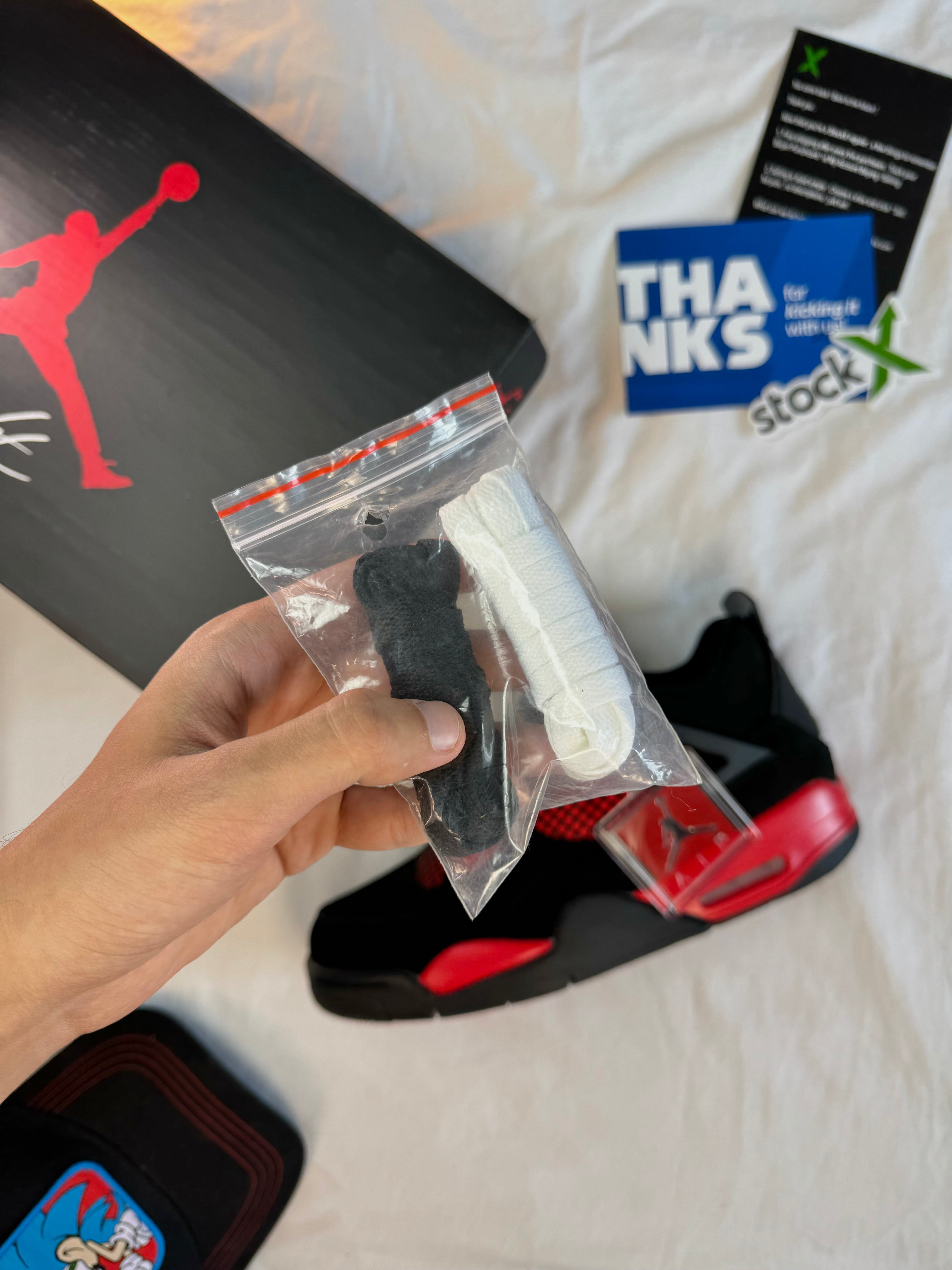 AIR JORDAN 4 RETRO 'RED THUNDER'