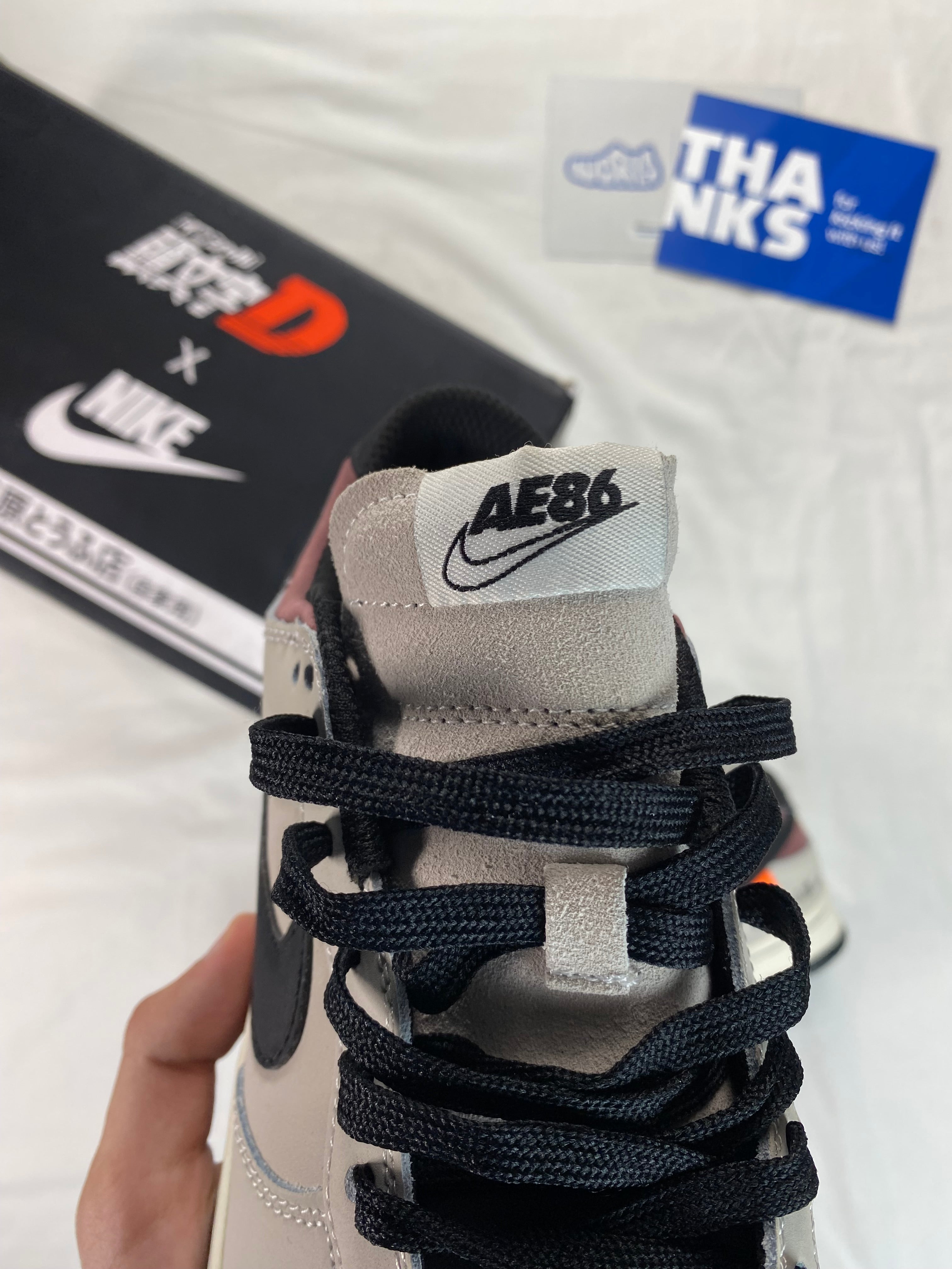 Nike Dunk x D’Toyota AE86 “Panda Trueno”