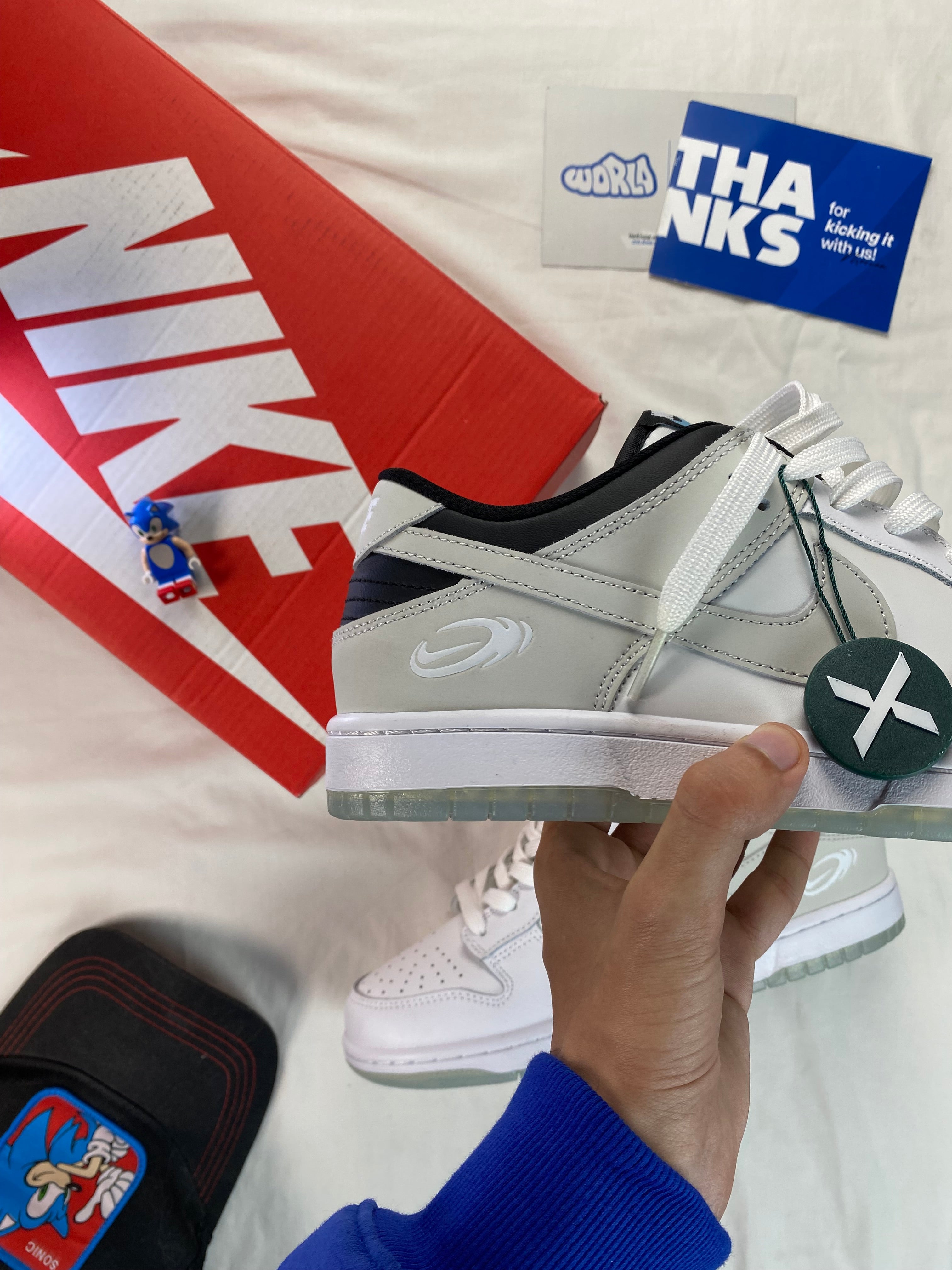 Nike Dunk Low 'Supersonic'