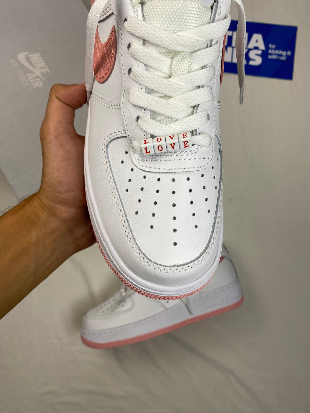 Nike Air Force 1 Low 'Valentine's Day 2022'
