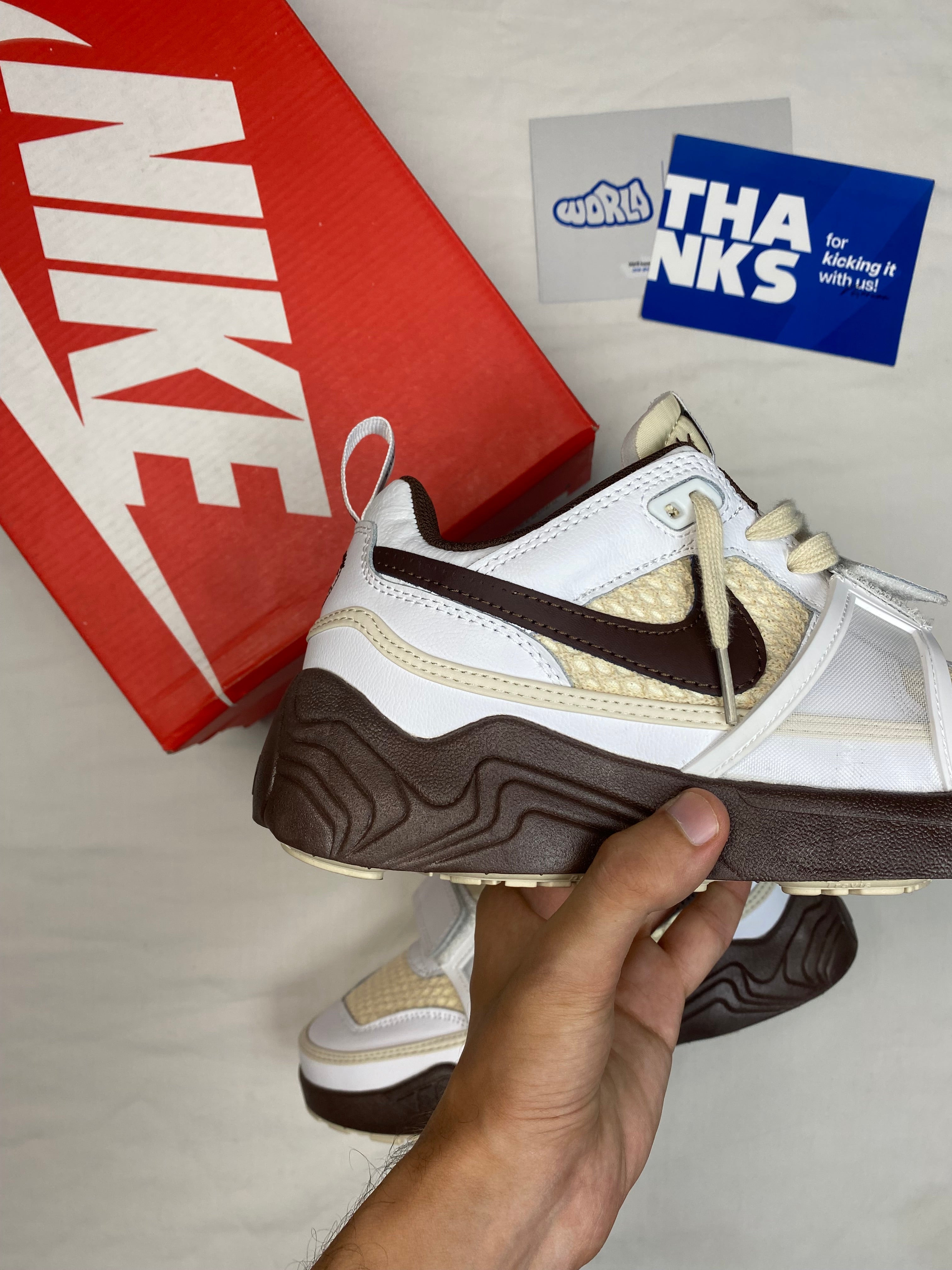 Travis Scott x Zoom Field Jaxx 'Light Chocolate'