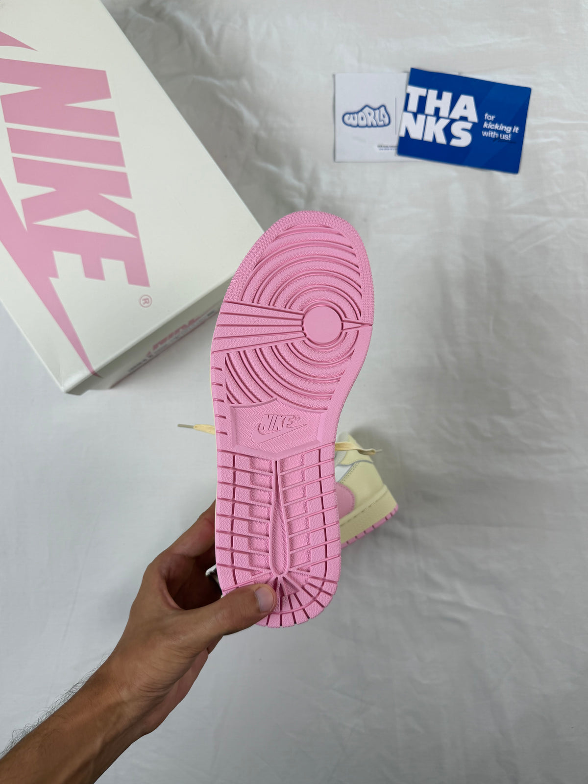 Travis Scott x Jordan 1 Retro Low OG 'Shy Pink'
