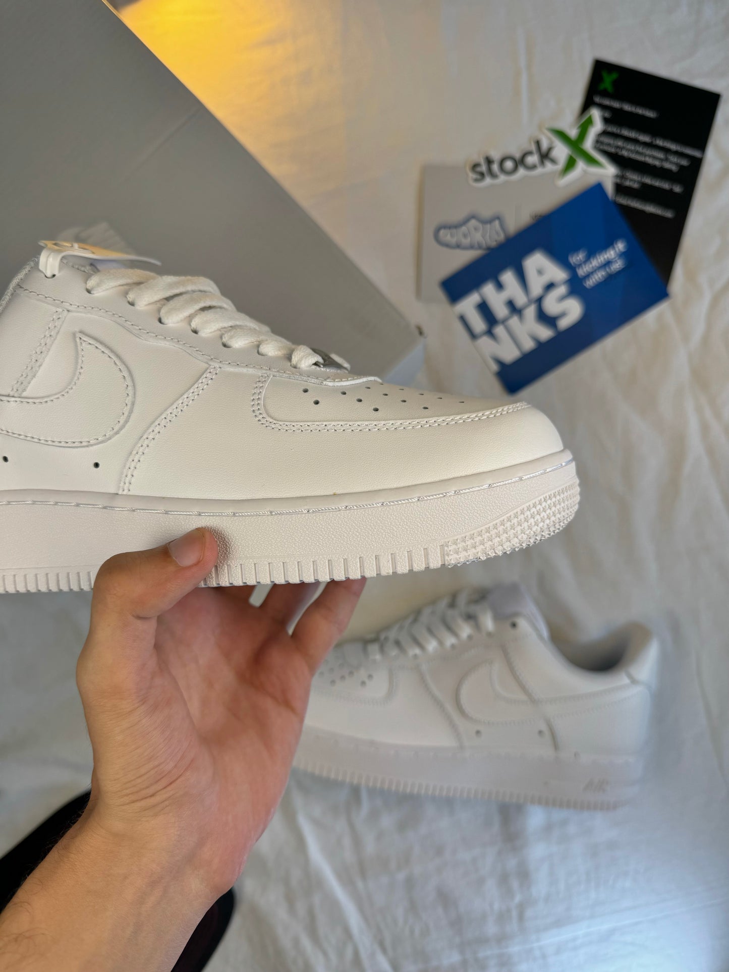 Nike Air Force 1 07 'Triple White'