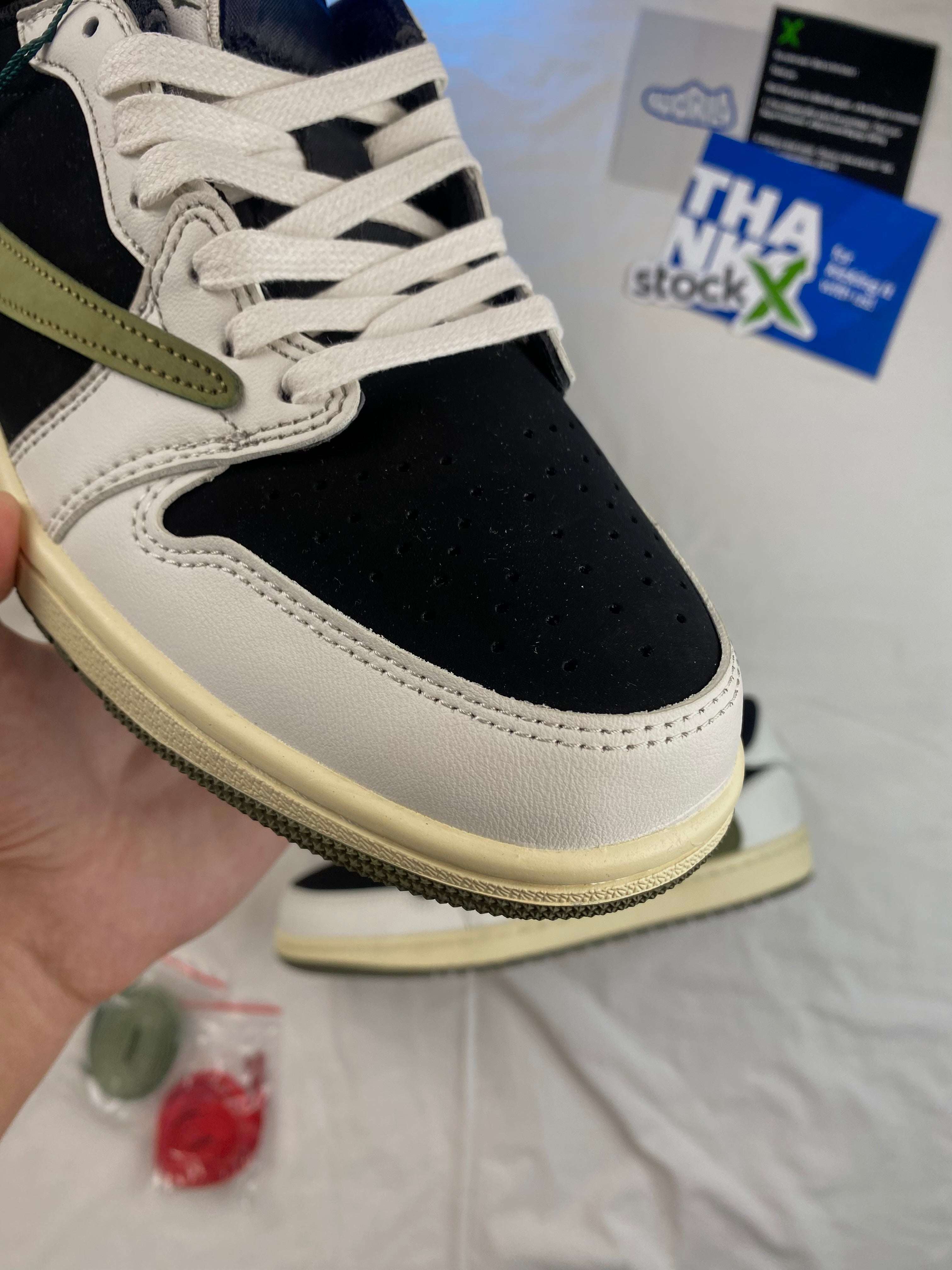 Travis Scott x Air Jordan 1 Low 'Olive'