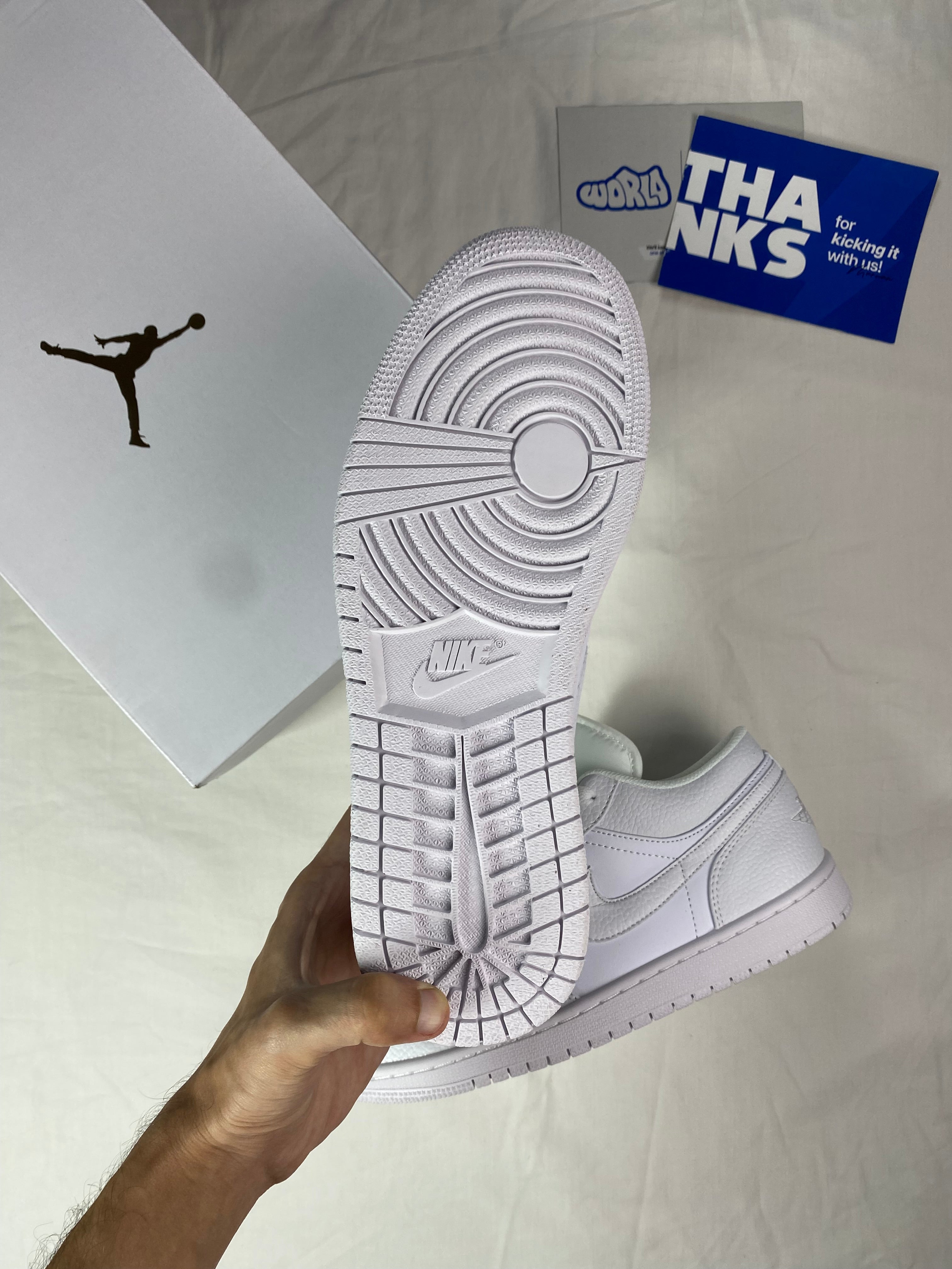 Air Jordan 1 Low 'Triple White'