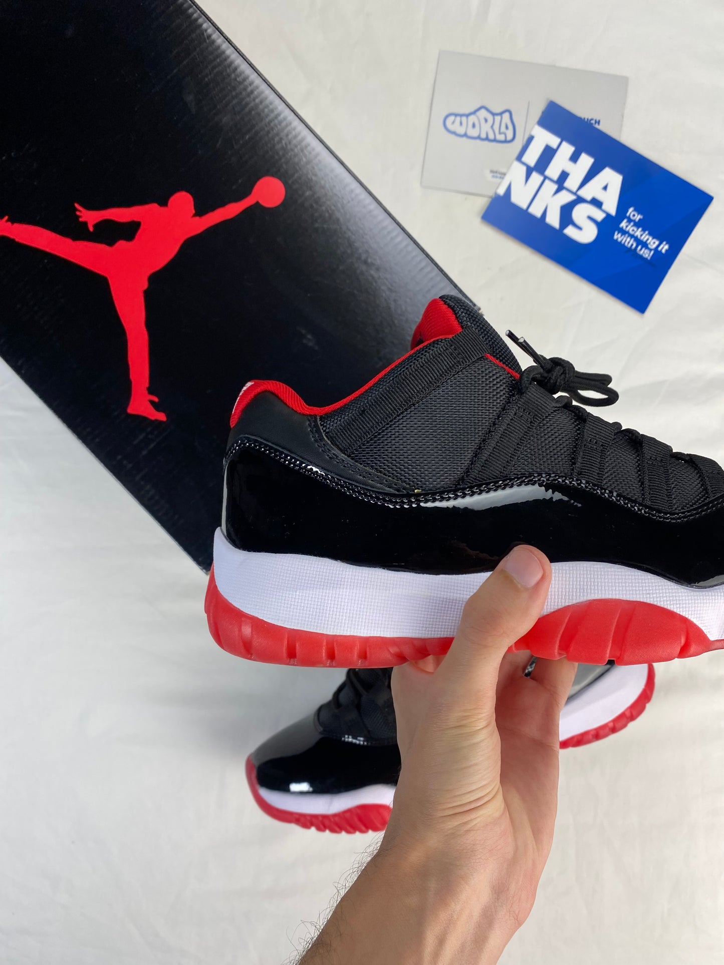Jordan 11 Retro Low 'Bred'