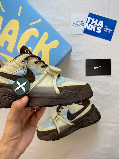 Travis Scott x Zoom Field Jaxx 'Leche Blue'