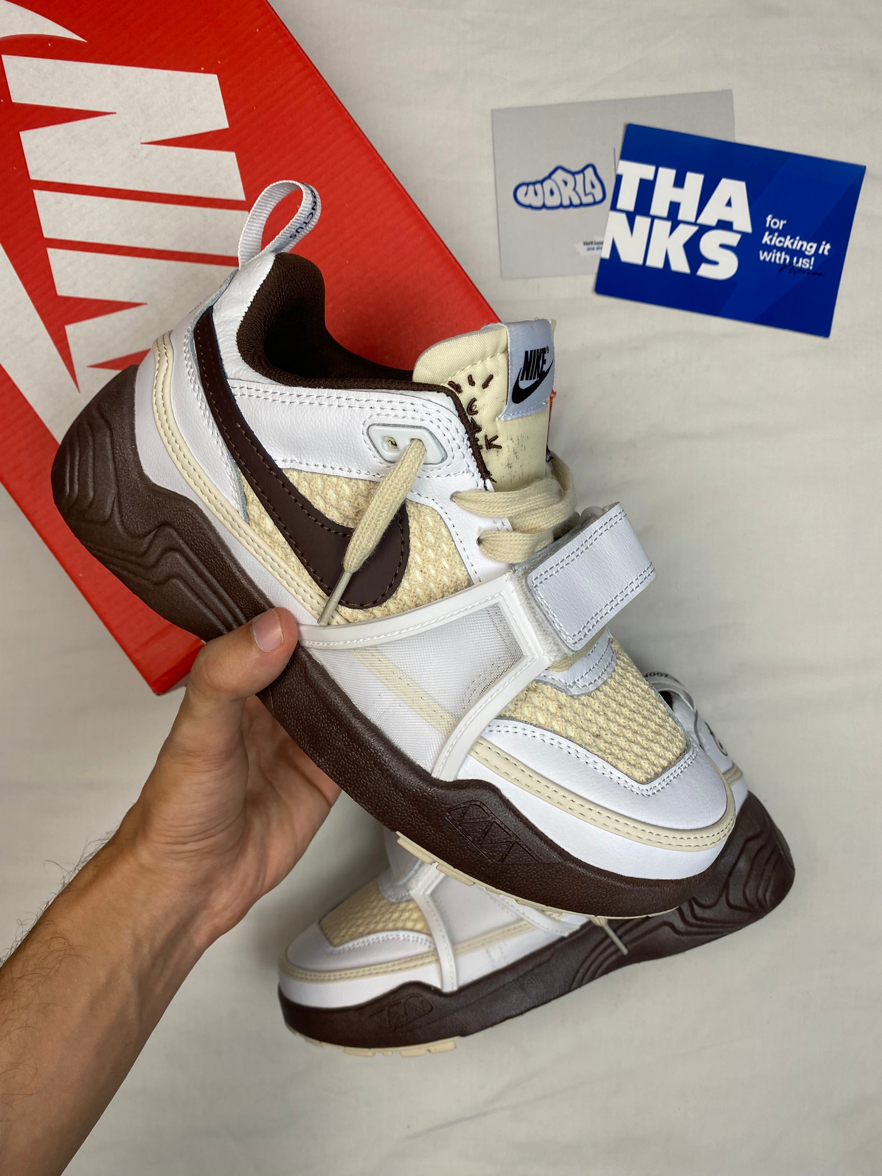 Travis Scott x Zoom Field Jaxx 'Light Chocolate'