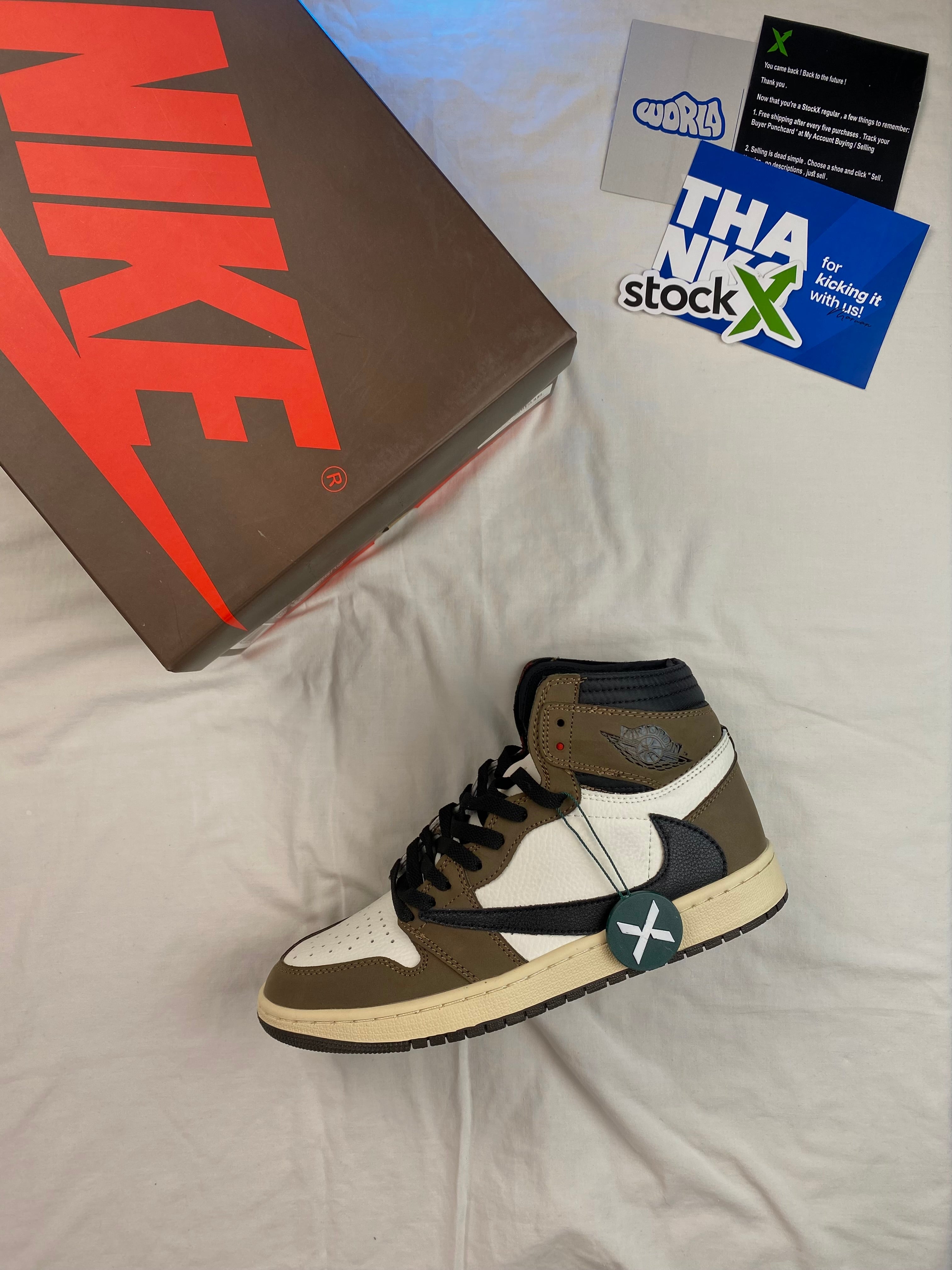 Travis Scott x Air Jordan 1 Retro High 'Mocha'